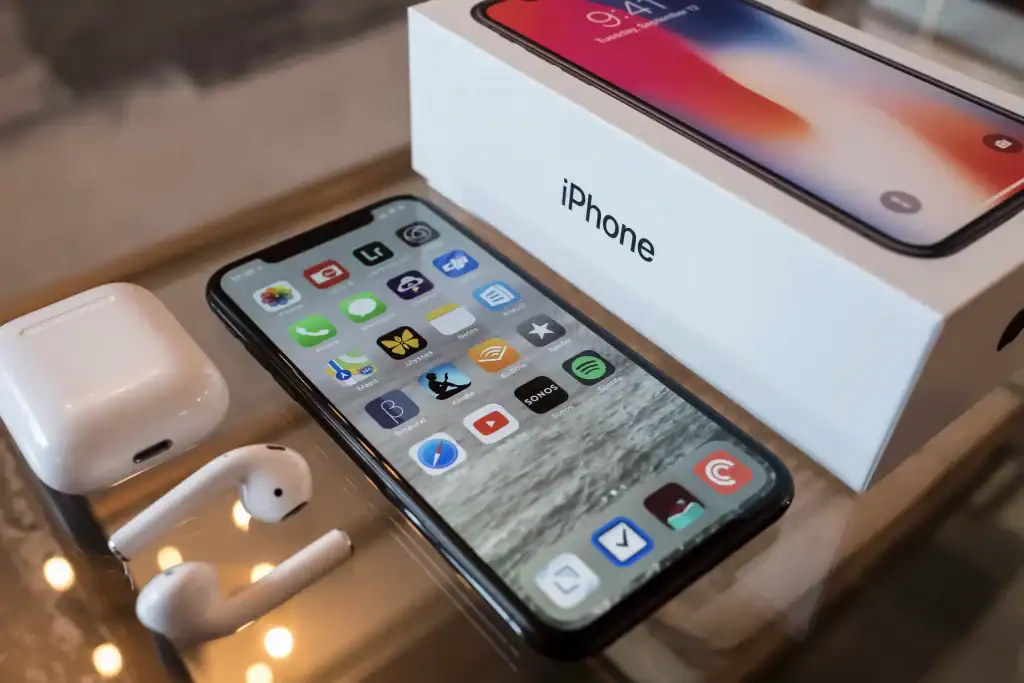 Apple iPhone